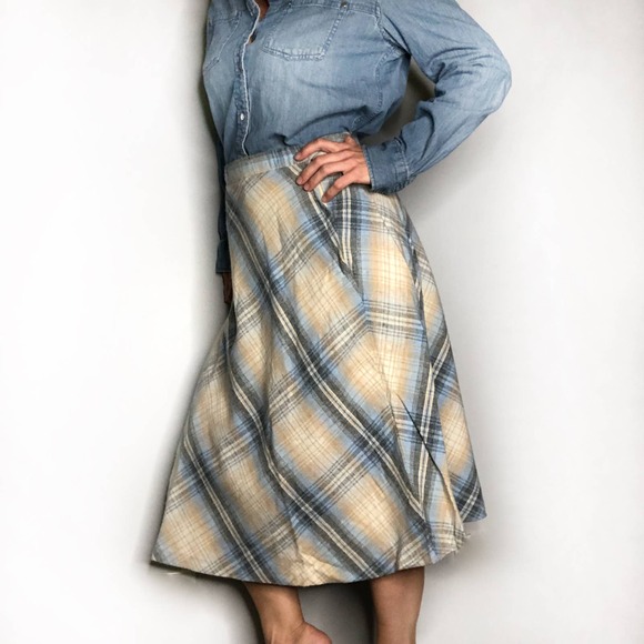 VINTAGE Plaid Wool Blend Skirt - Picture 2 of 4